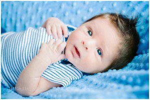 Lifestyle newborn baby boy - Bremerton Photographer