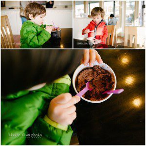 kids eating ice cream - Kitsap Documentary Family Photographer