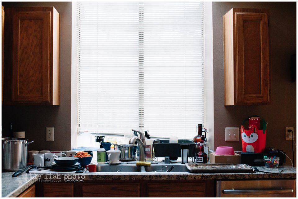dirty dishes - Poulsbo Lifestyle Family Photographer