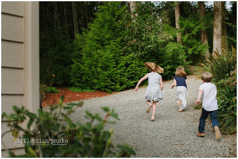 kids running - family storytelling photography