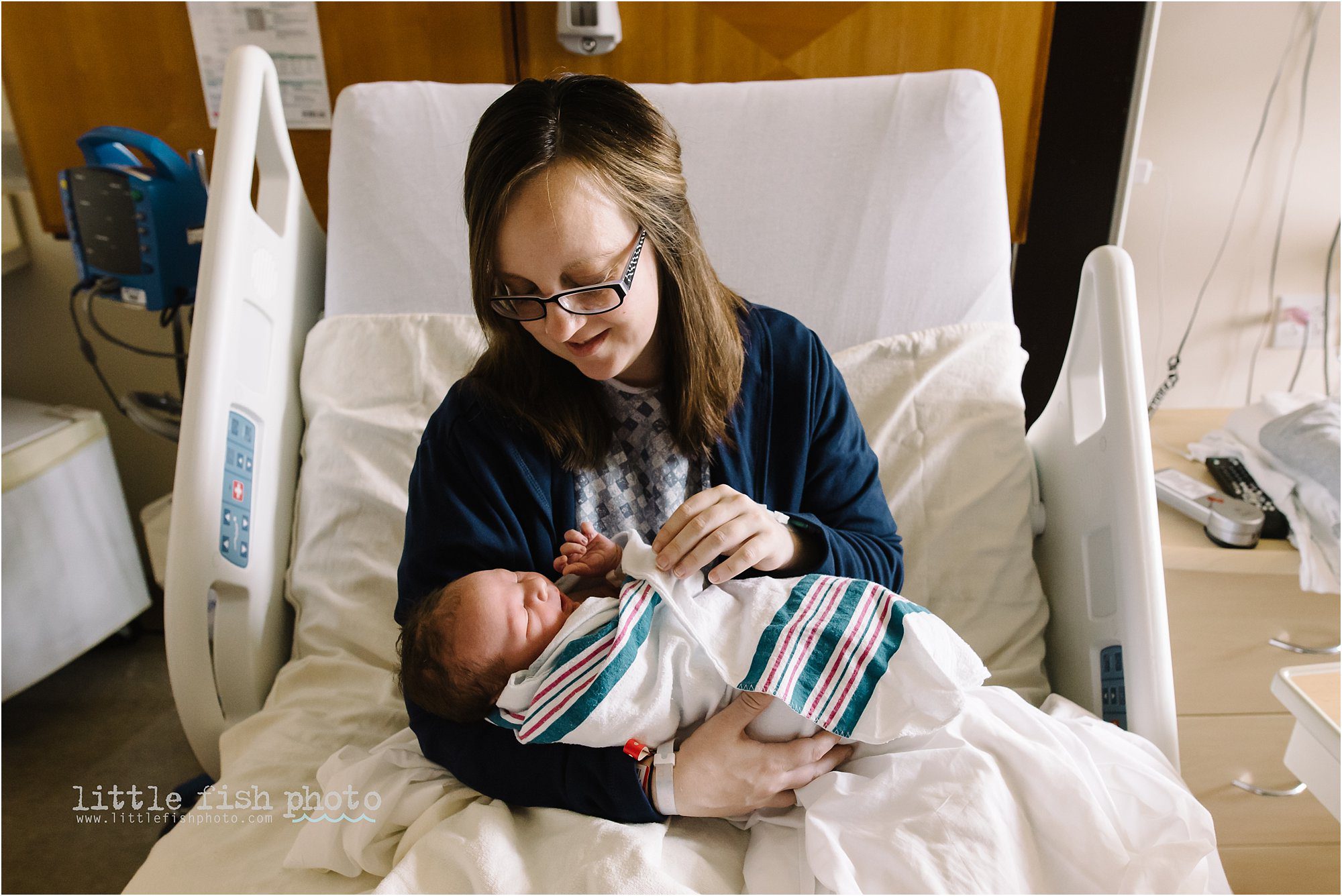 mom and baby - Kitsap Lifestyle Newborn Photographer in Hospital