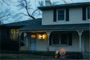 exterior of home with small christmas display - Lifestyle Family Photography