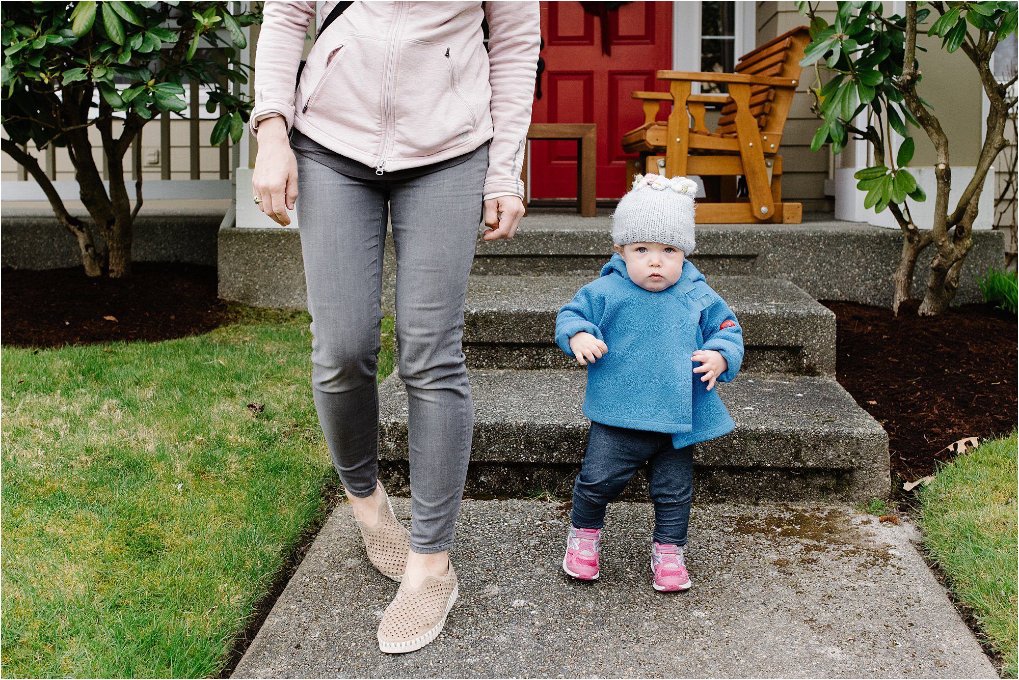 toddler girl on front doorstep - Kitsap Lifestyle Family Photographer